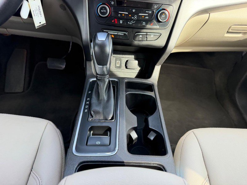 Used 2018 Ford Escape SEL FWD image 16