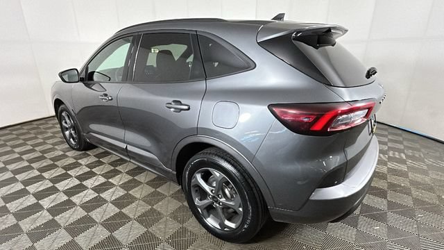 Used 2023 Ford Escape ST-Line AWD/4WD image 5