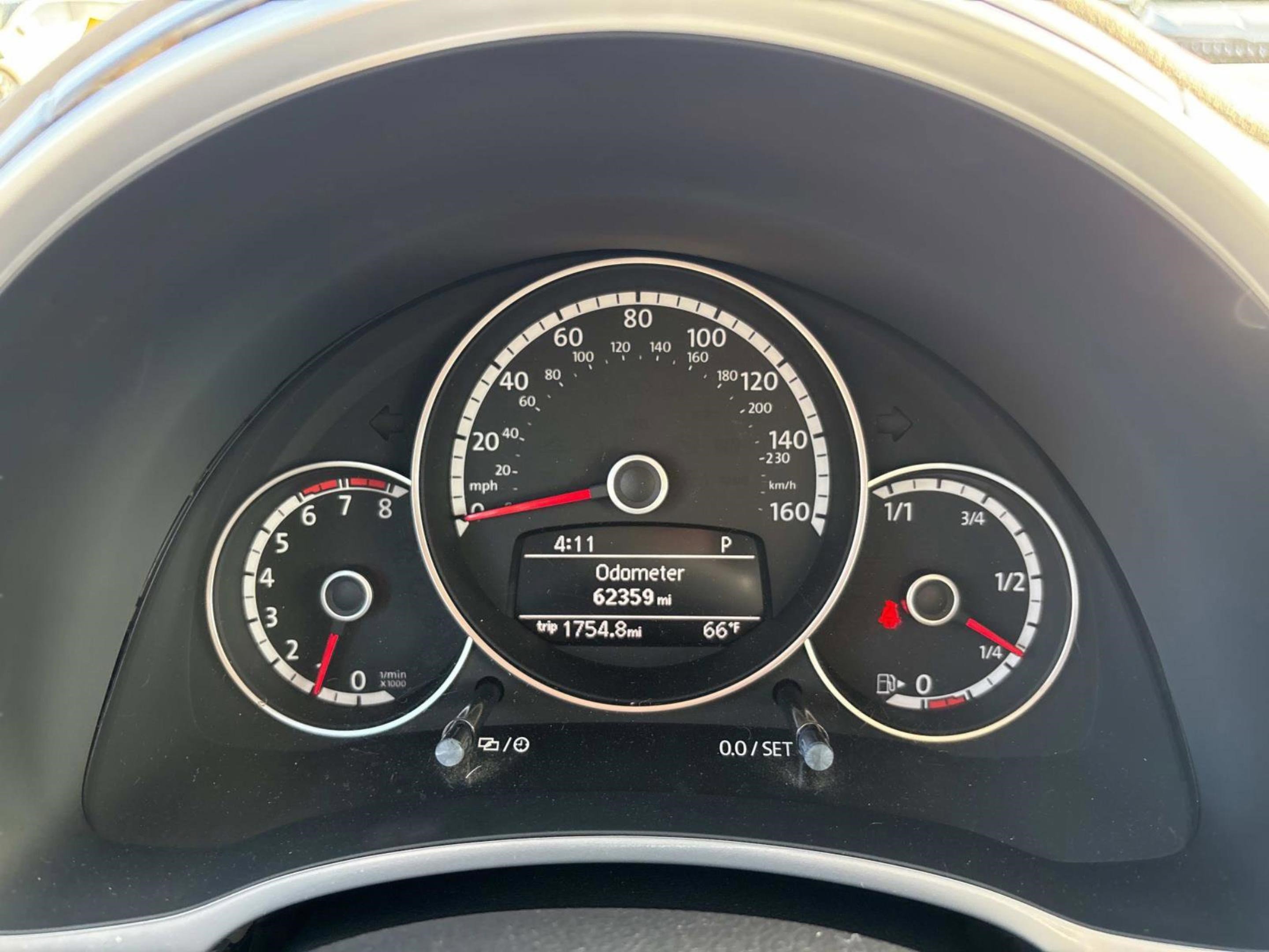 Used 2014 Volkswagen Beetle 1.8T image 29