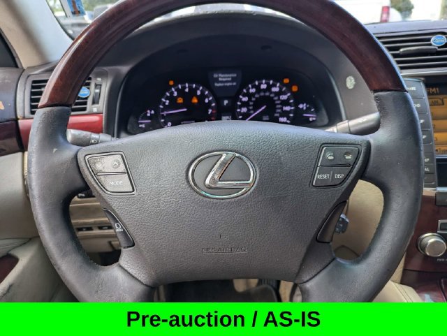 Used 2010 Lexus LS 460 w/ Comfort Pkg RWD image 26