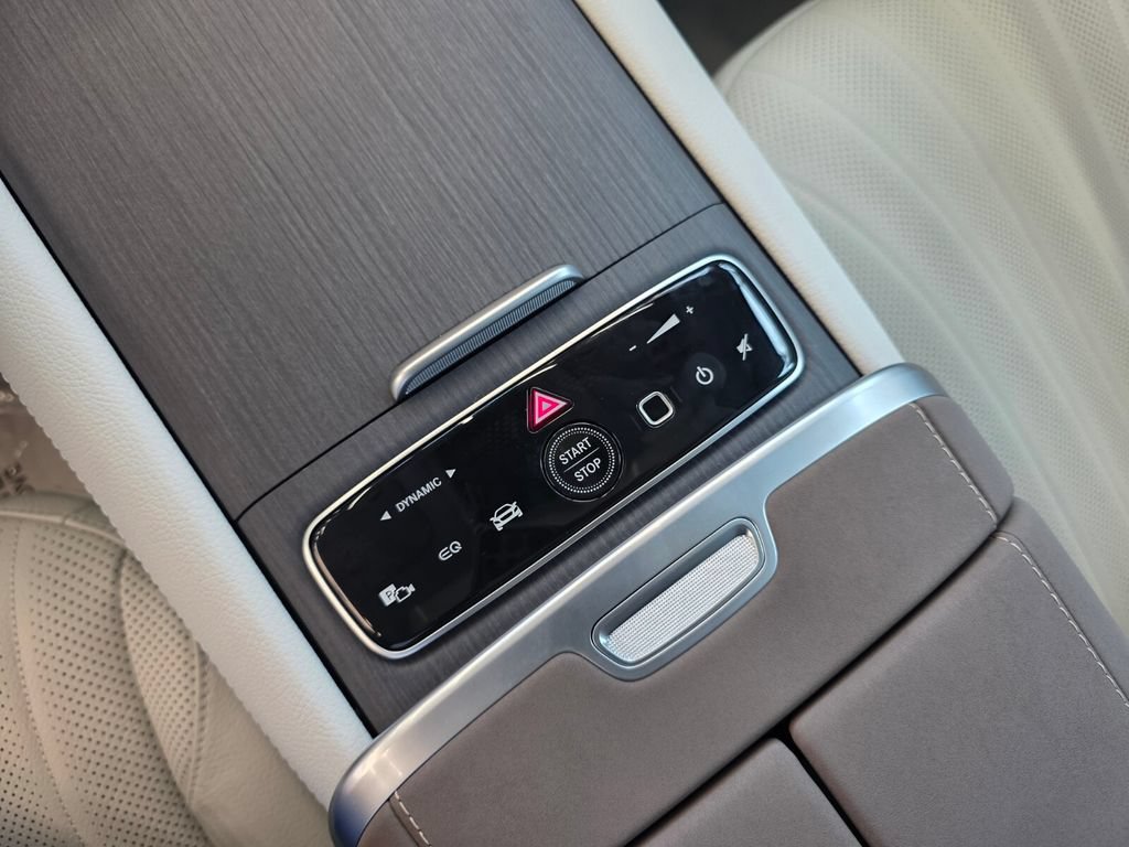 New 2027 Mercedes-Benz EQS 400 4MATIC SUV image 21