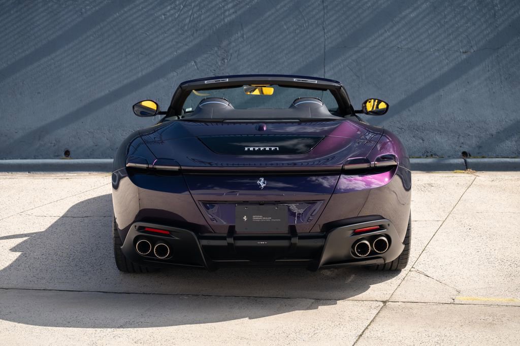 Used 2024 Ferrari Roma Spider image 9