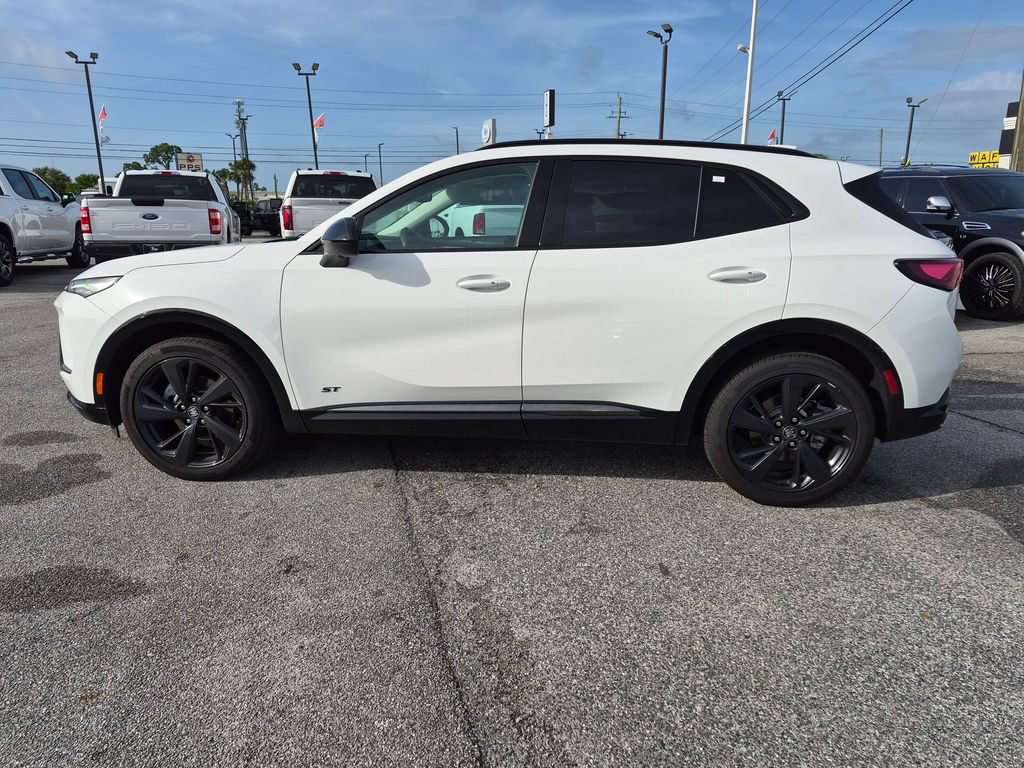 Used 2025 Buick Envision Sport Touring AWD/4WD image 9