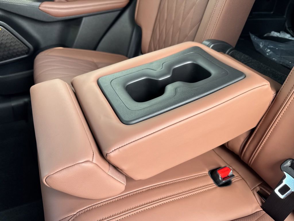 New 2026 Mitsubishi Outlander SEL FWD image 32