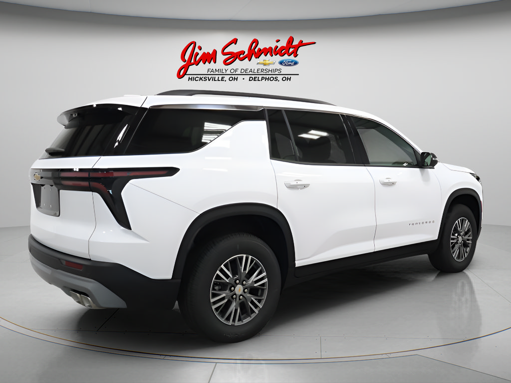 New 2027 Chevrolet Traverse LT w/ Driver Confidence Package FWD image 5