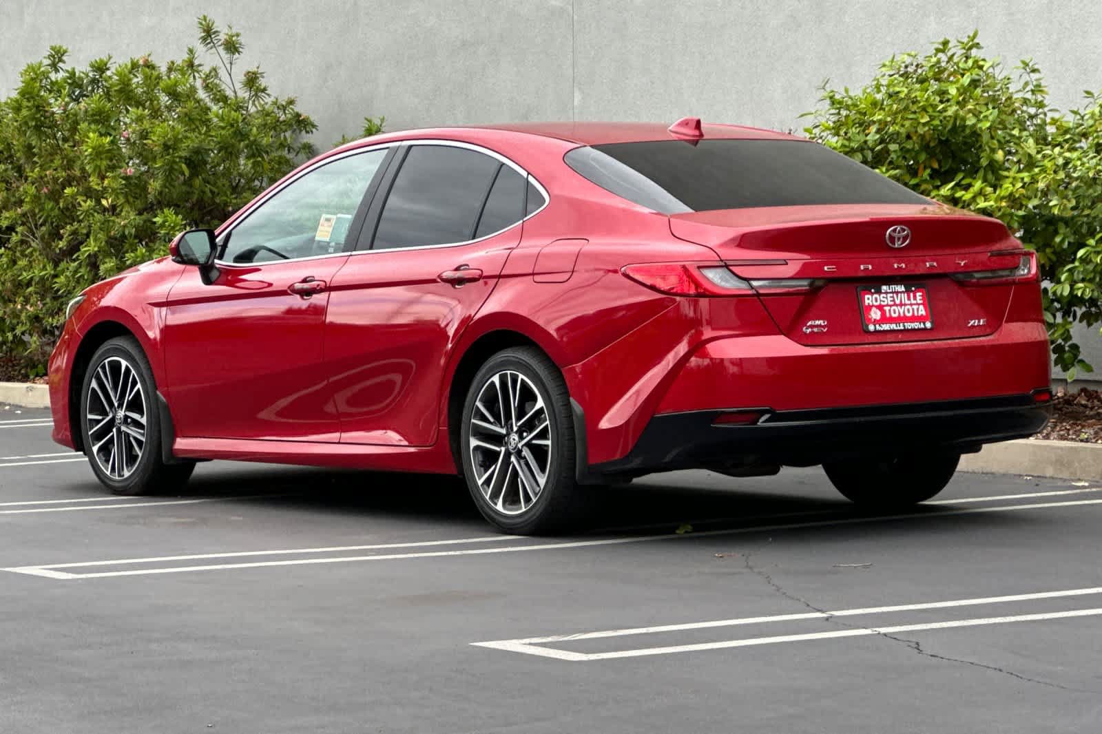 Certified 2025 Toyota Camry XLE AWD/4WD image 7