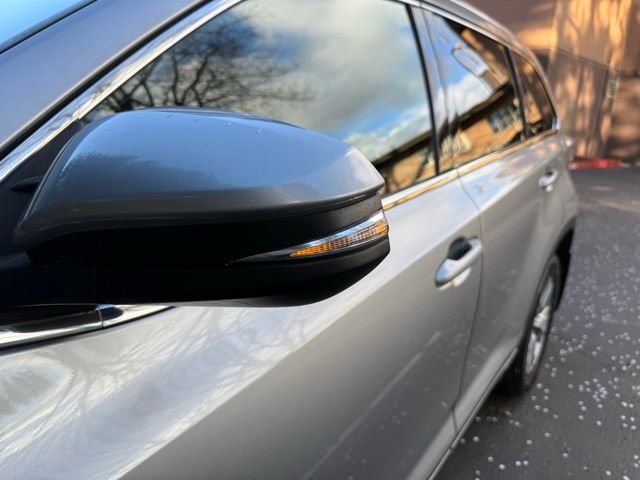 Used 2015 Toyota Highlander XLE image 38