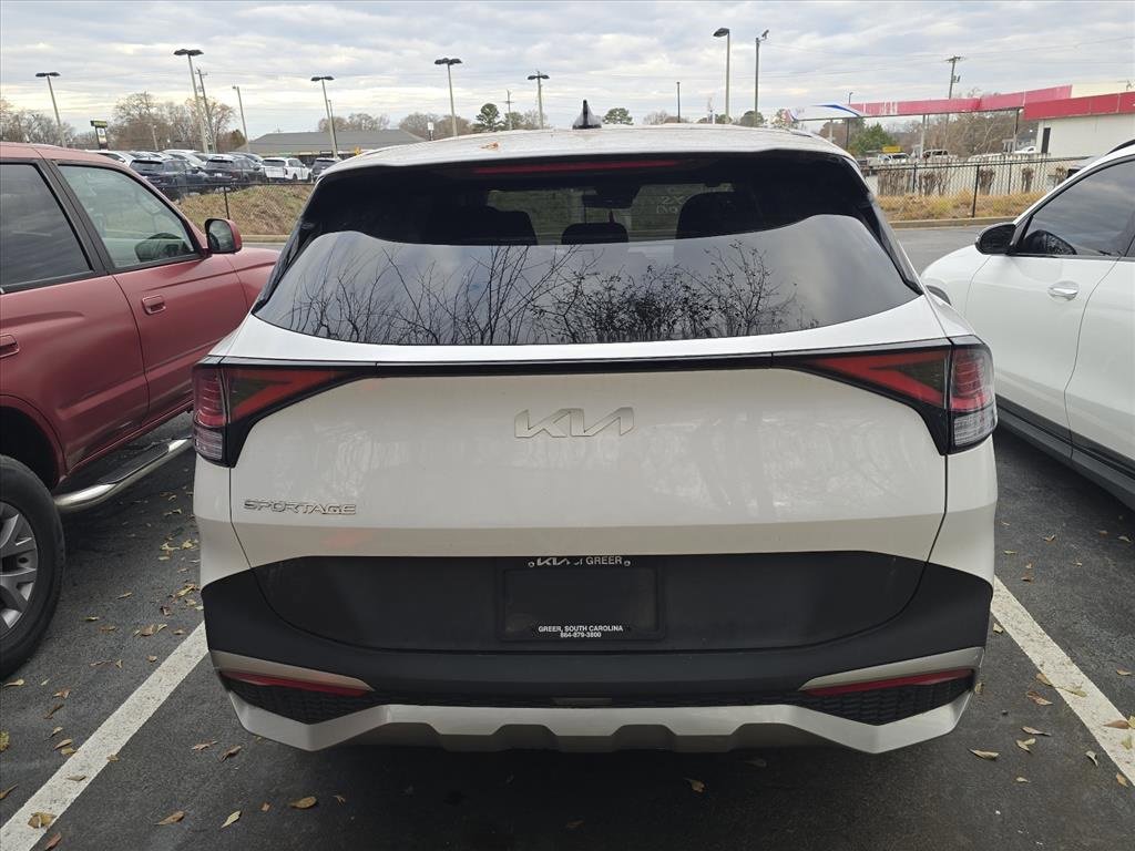 Used 2023 Kia Sportage EX image 7