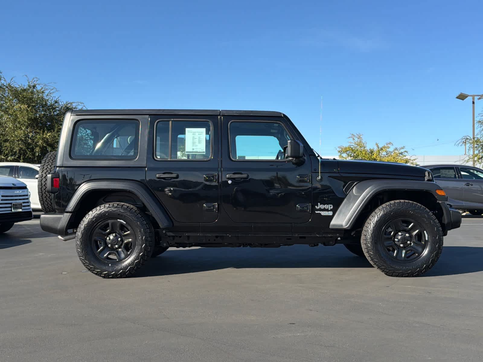 Used 2019 Jeep Wrangler Unlimited Sport AWD/4WD image 6