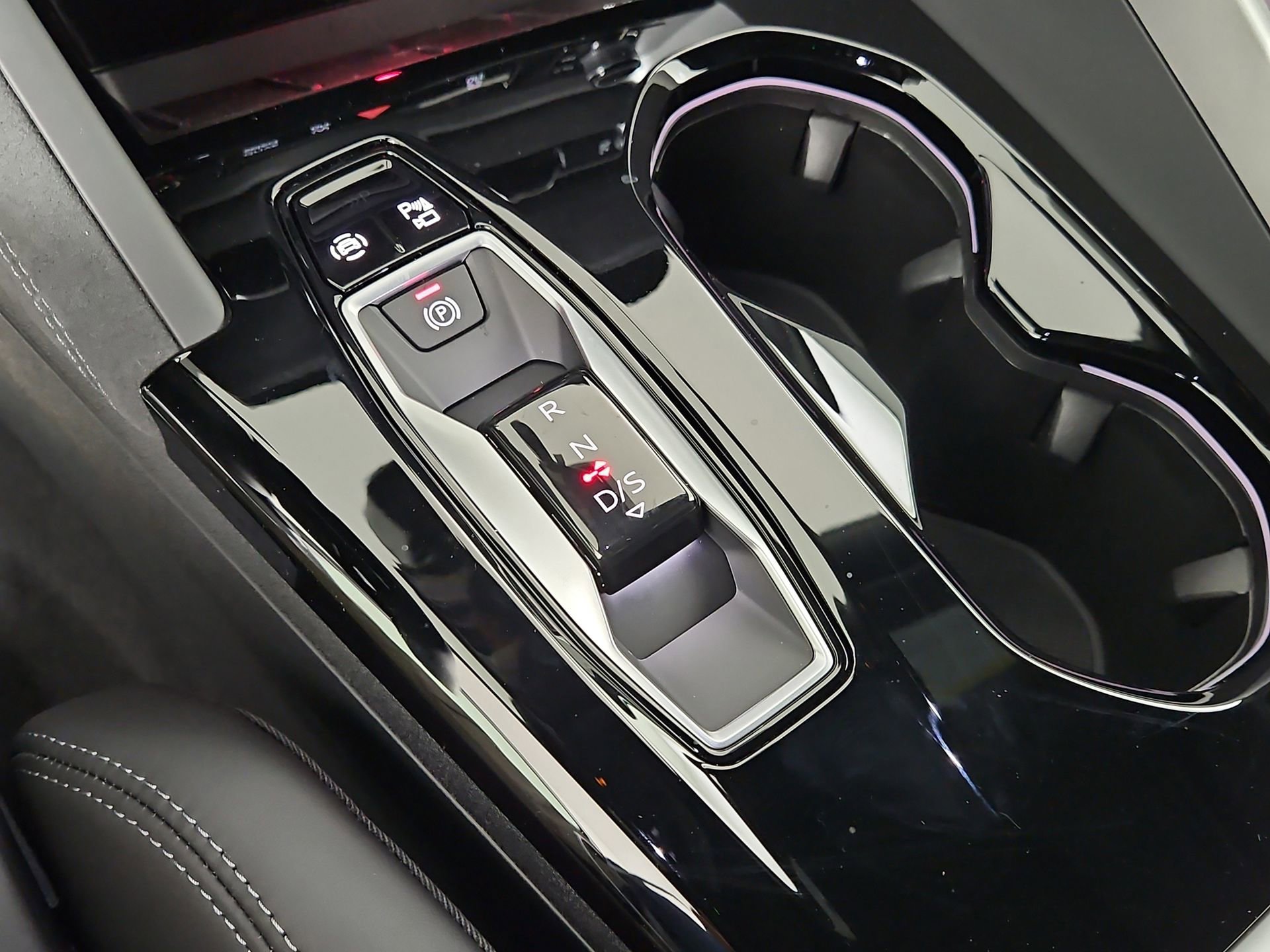 New 2026 Audi SQ5 Premium Plus image 31