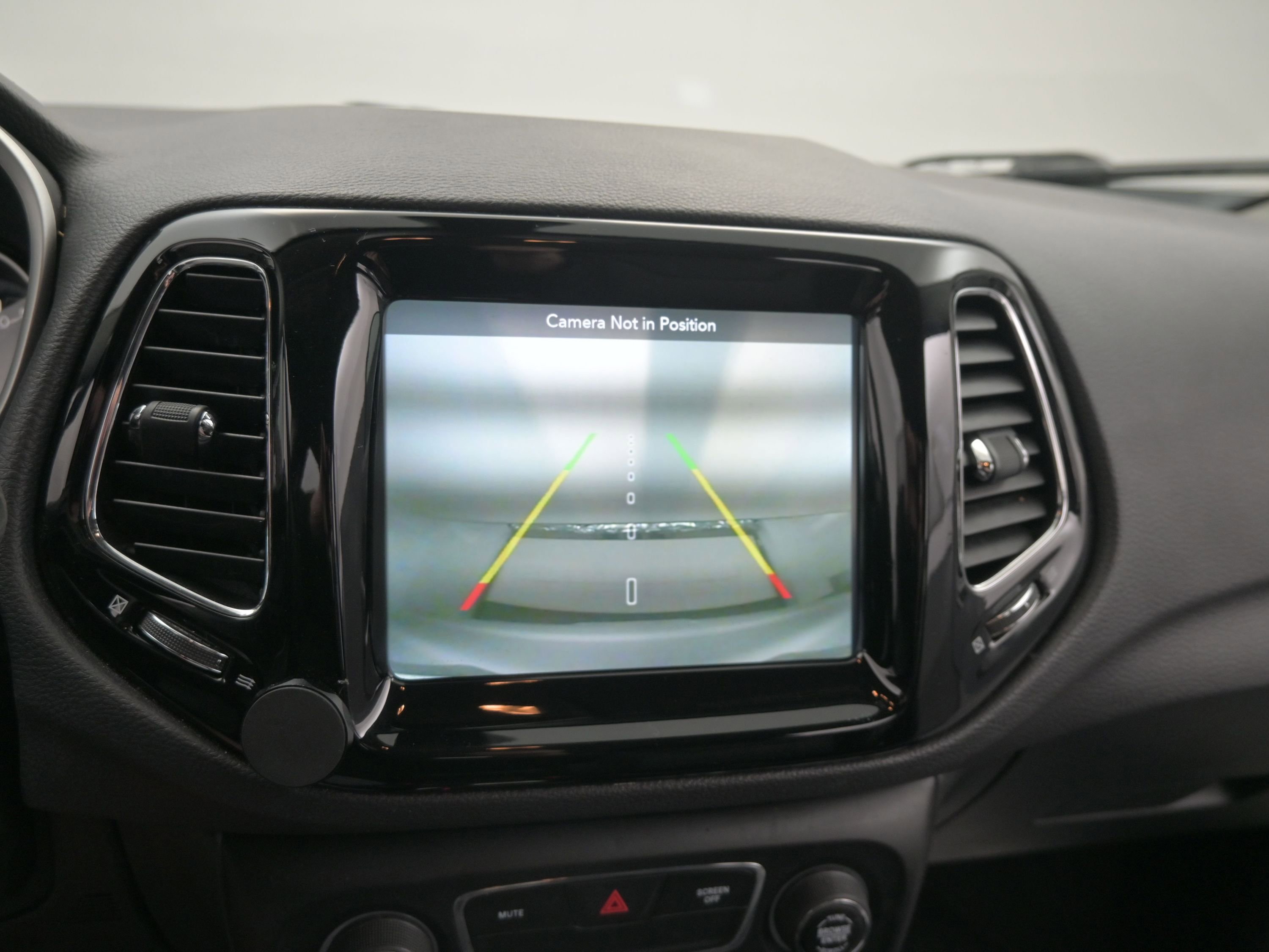 Used 2019 Jeep Compass Limited image 19