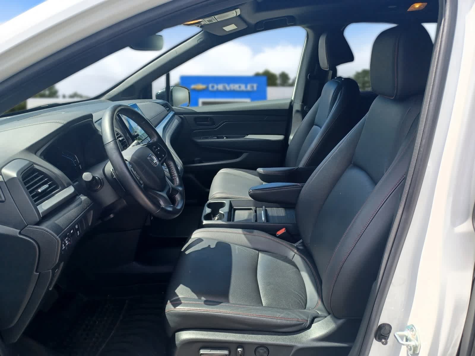 Used 2023 Honda Odyssey Sport image 7