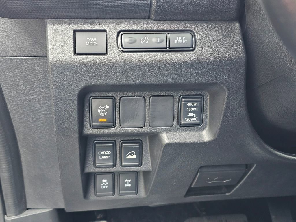 Used 2024 Nissan Frontier PRO-4X w/ Pro Convenience Package AWD/4WD image 24