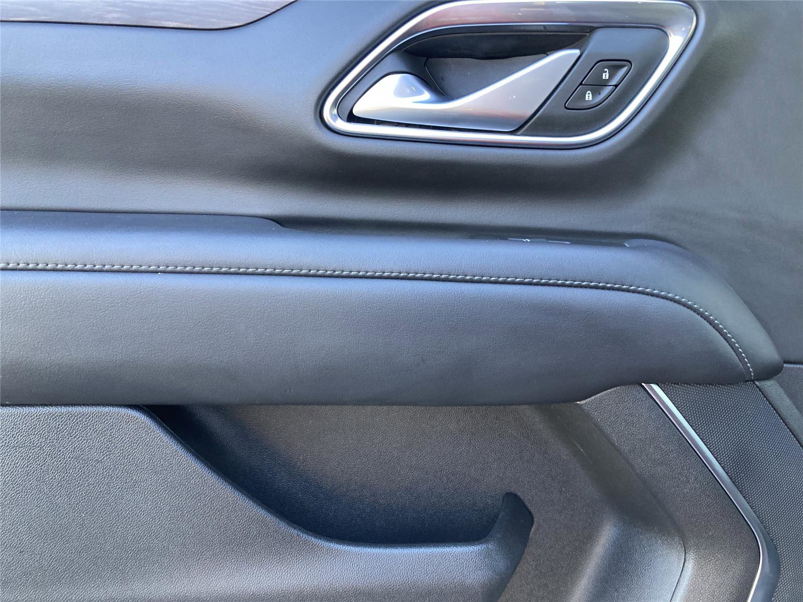 Used 2022 Chevrolet Tahoe Z71 w/ Max Trailering Package image 25