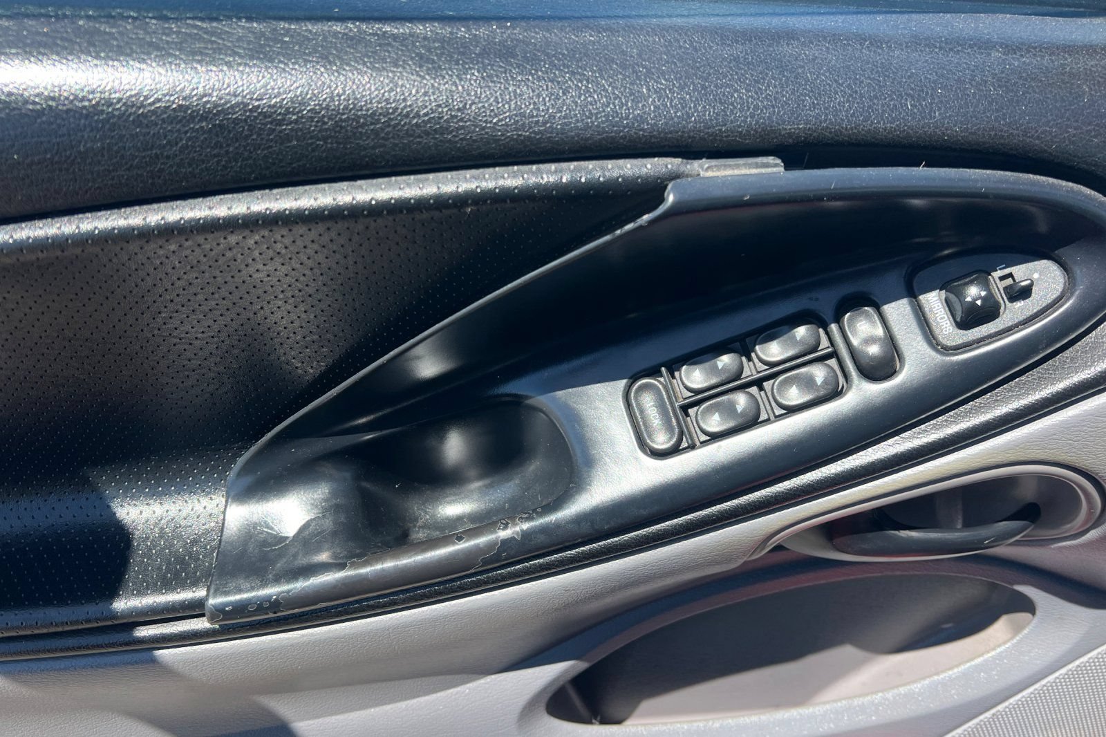 Used 1995 Ford Mustang GT RWD image 11