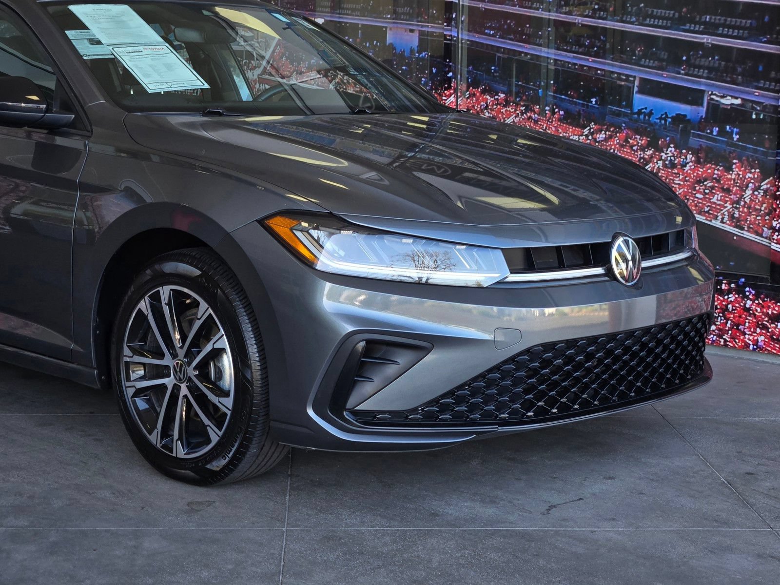Used 2025 Volkswagen Jetta Sport FWD image 2