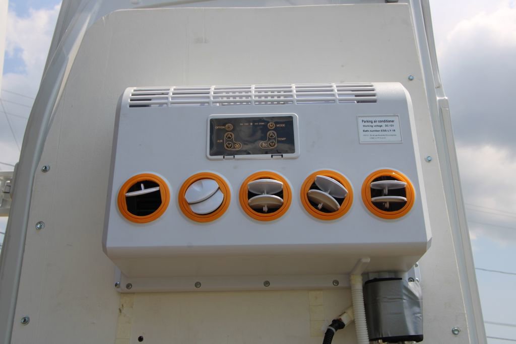 Used 2024 Ford Transit 350 148 High Roof Extended AWD image 34