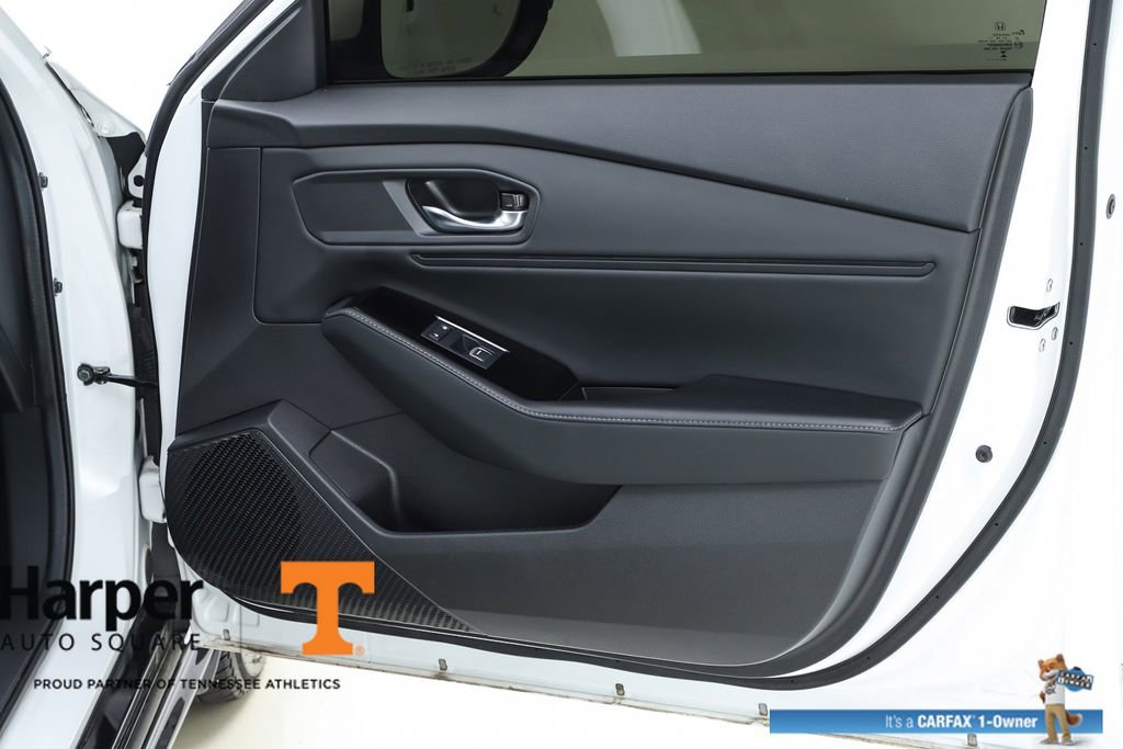 Used 2023 Honda Accord Touring image 31