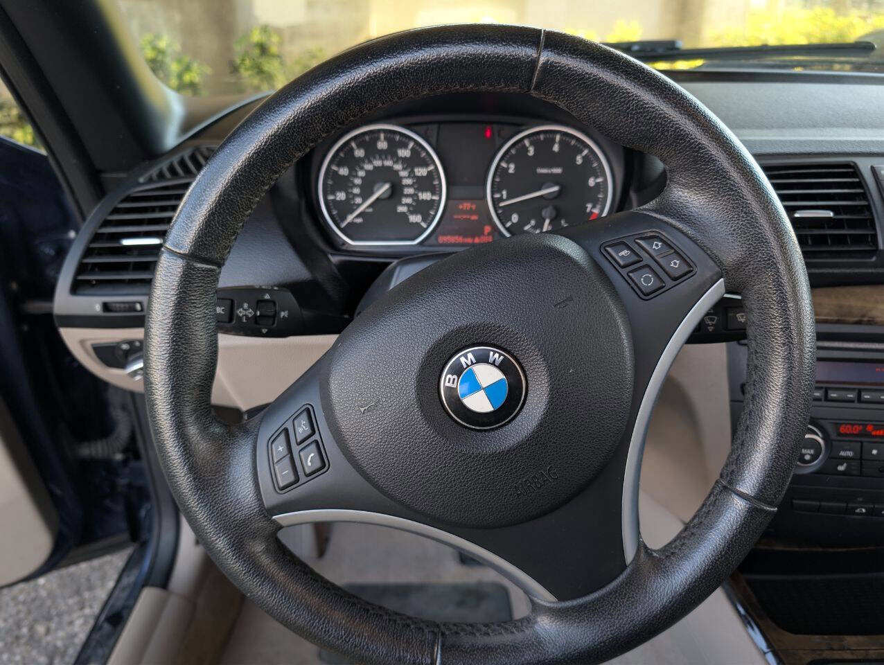 Used 2012 BMW 128i Convertible image 22