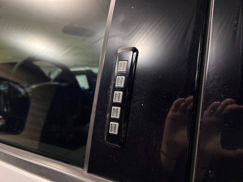 Used 2020 Ford F350 XLT w/ XLT Value Package image 22