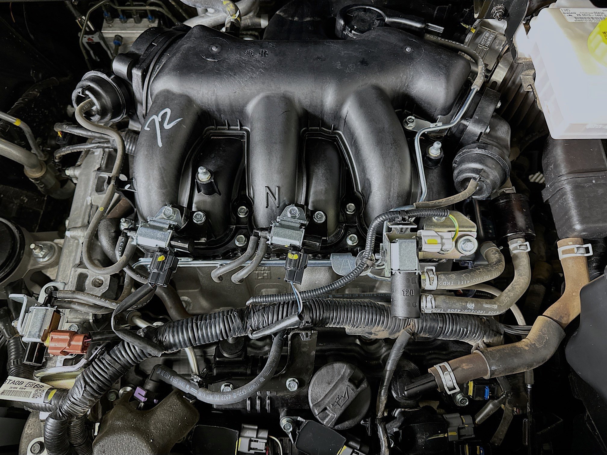 Used 2025 Nissan Pathfinder SV image 34