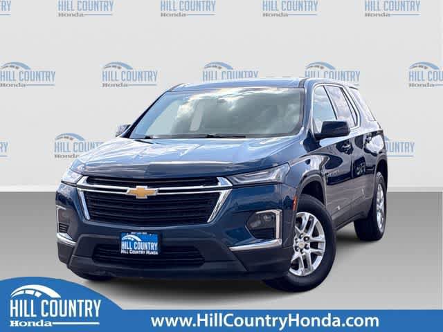 Used 2023 Chevrolet Traverse LS FWD image 1