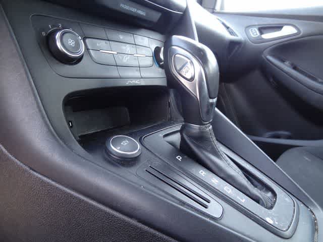 Used 2016 Ford Focus SE FWD image 13