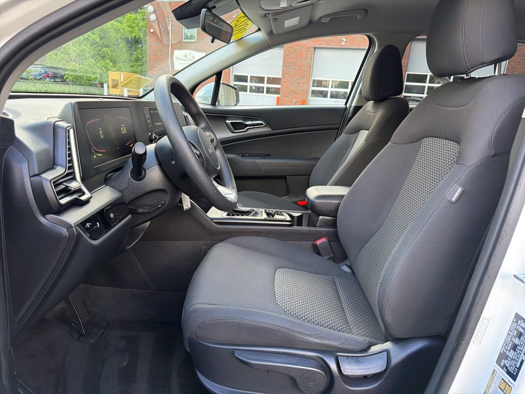 Certified 2023 Kia Sportage LX FWD image 12