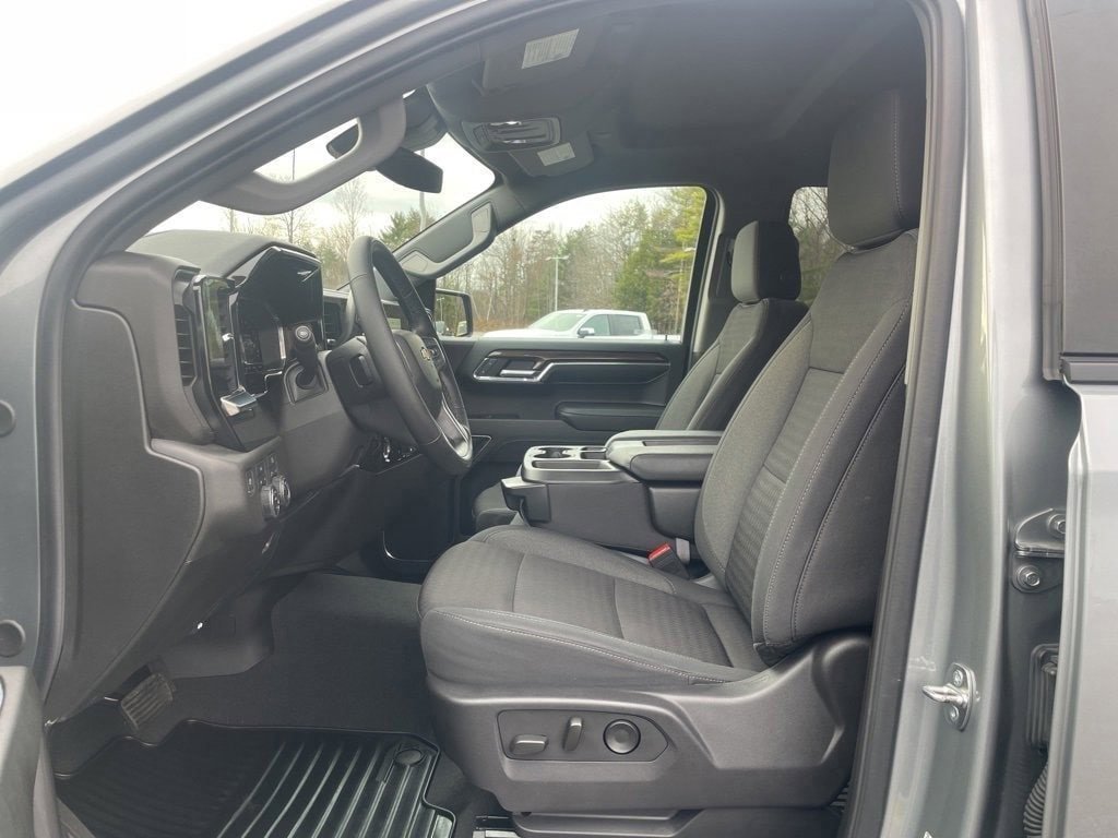 Certified 2024 Chevrolet Silverado 1500 LT image 28