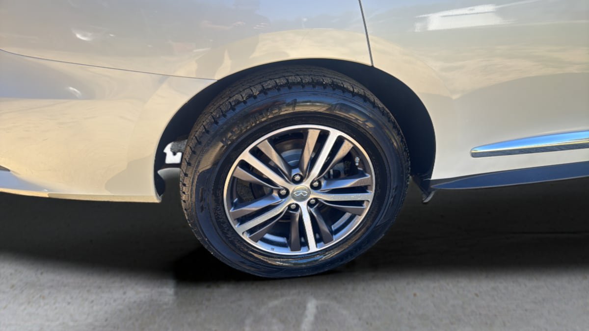Used 2019 INFINITI QX60 Luxe w/ Essential Package AWD/4WD image 24