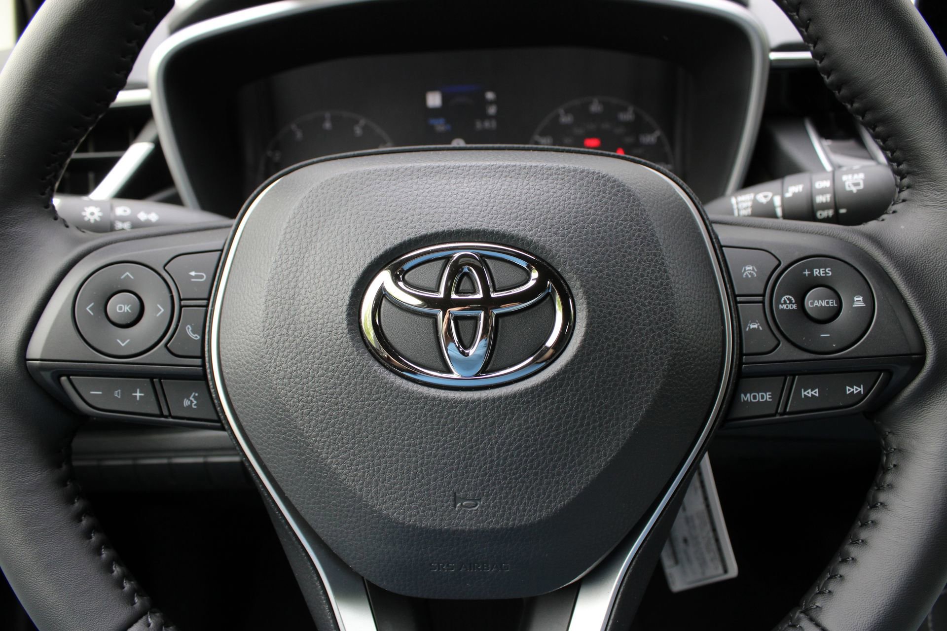 New 2026 Toyota Corolla SE FWD image 25