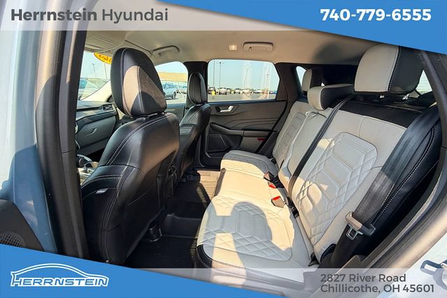 Used 2023 Ford Escape Platinum w/ Premium Technology Package AWD/4WD image 26