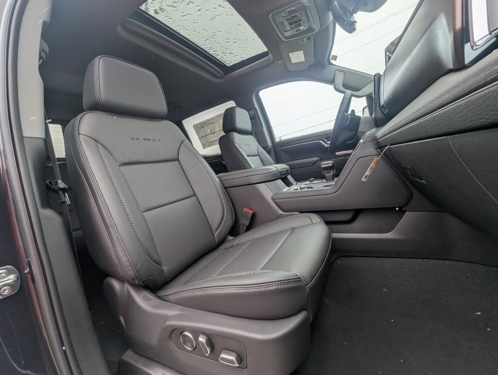 New 2026 GMC Sierra 1500 Denali w/ Technology Package image 16