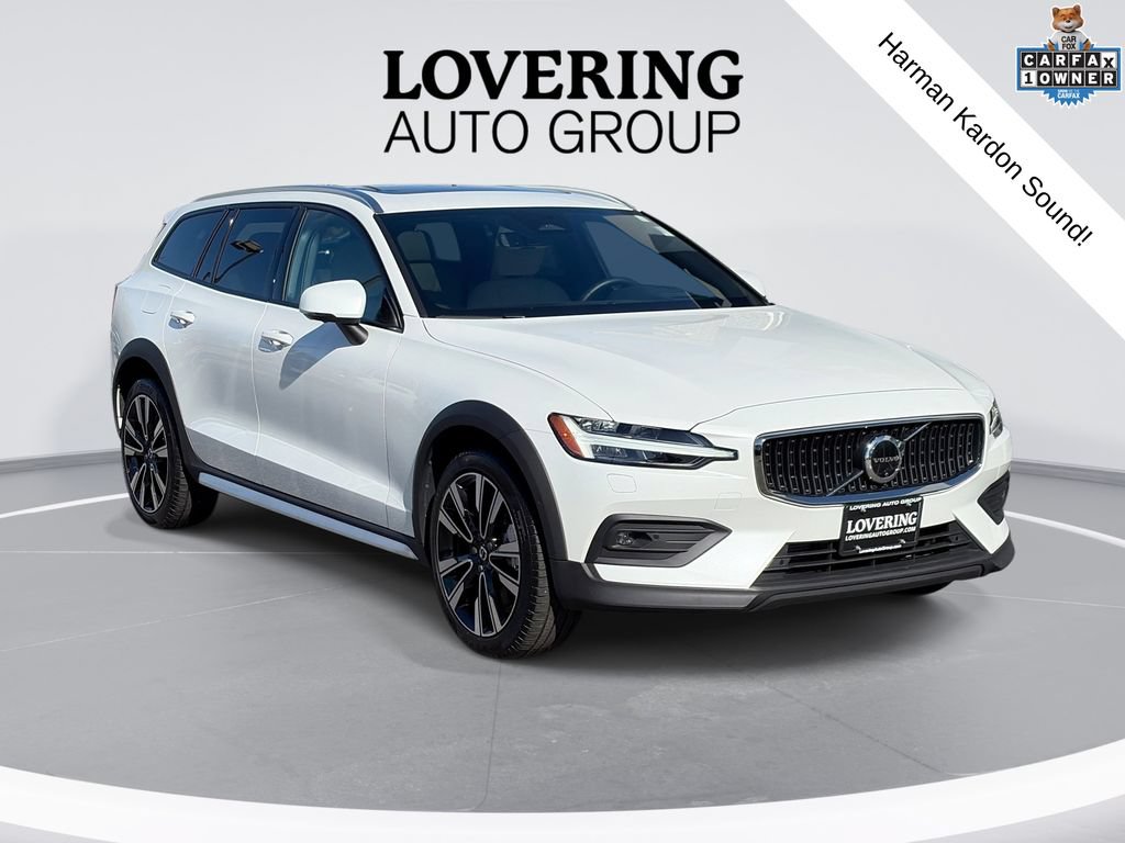 Certified 2026 Volvo V60 B5 Cross Country Ultra AWD/4WD image 1