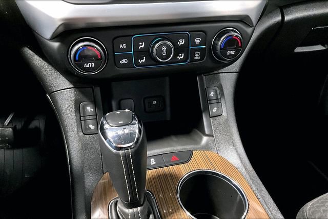 Used 2019 GMC Acadia SLE w/ Driver Alert Package I image 16