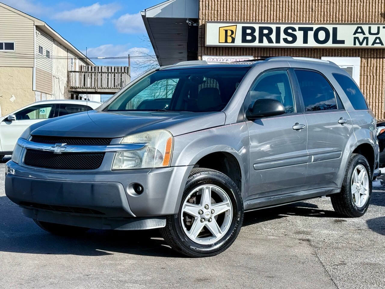 Used 2005 Chevrolet Equinox LT w/ Preferred Equipment Group image 27