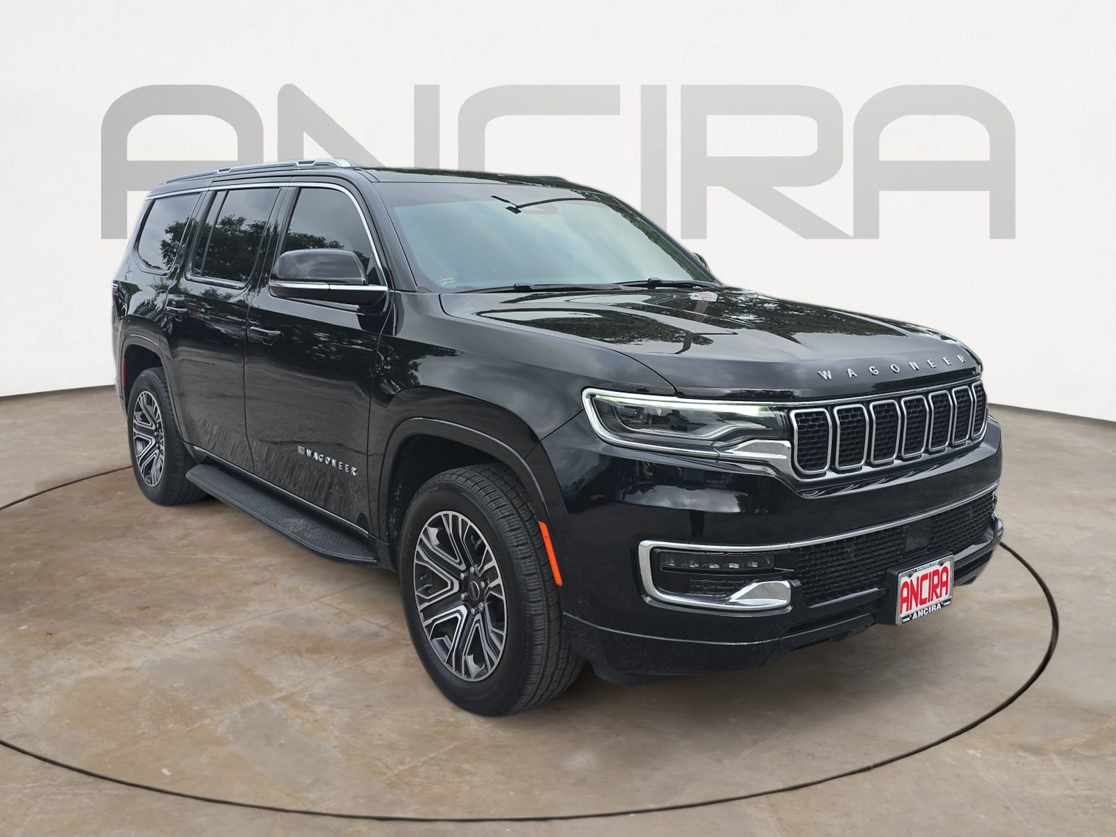 Used 2025 Jeep Wagoneer 4WD w/ Premium Group I image 4