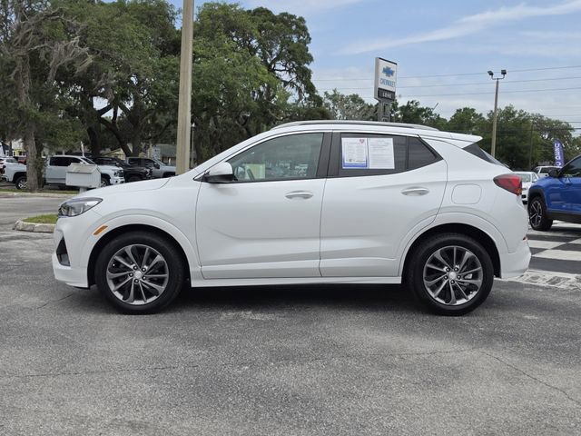 Used 2021 Buick Encore GX Select w/ Sport Touring Package FWD image 2