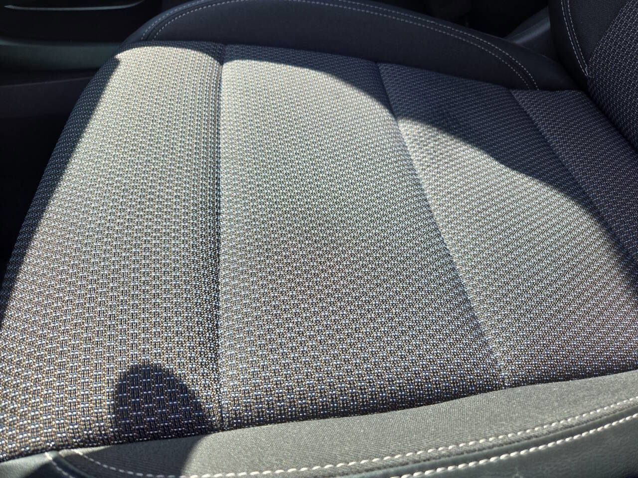 Used 2023 Buick Envision Preferred image 36