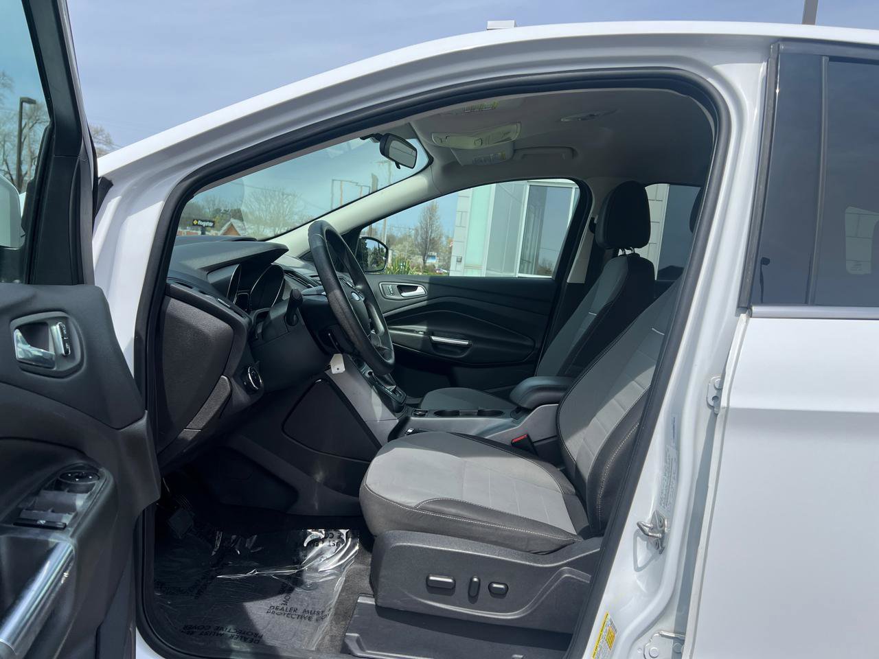 Used 2014 Ford Escape SE image 14