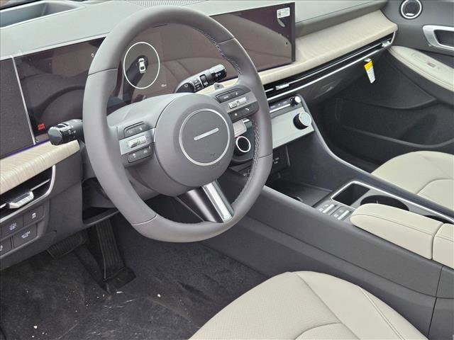 New 2025 Hyundai Sonata Limited image 3