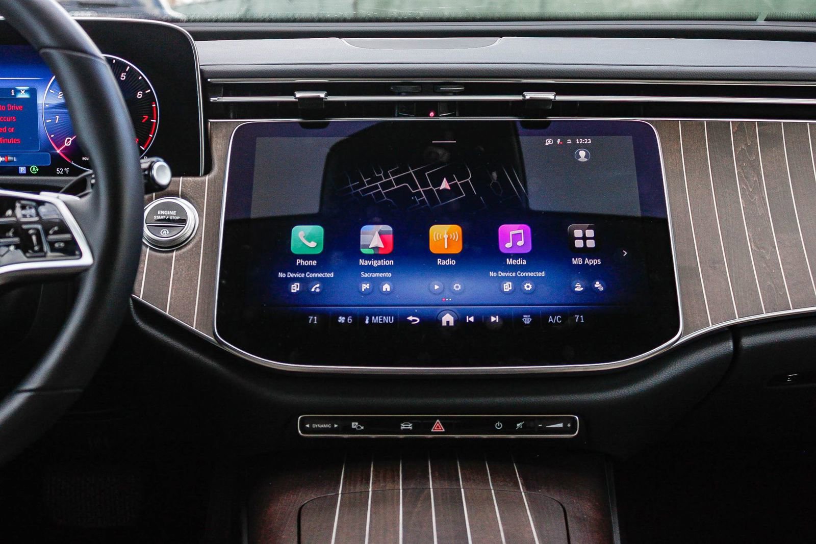 Used 2024 Mercedes-Benz E 450 4MATIC Sedan image 12