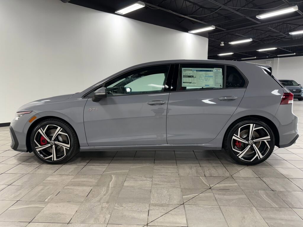New 2025 Volkswagen GTI SE image 4