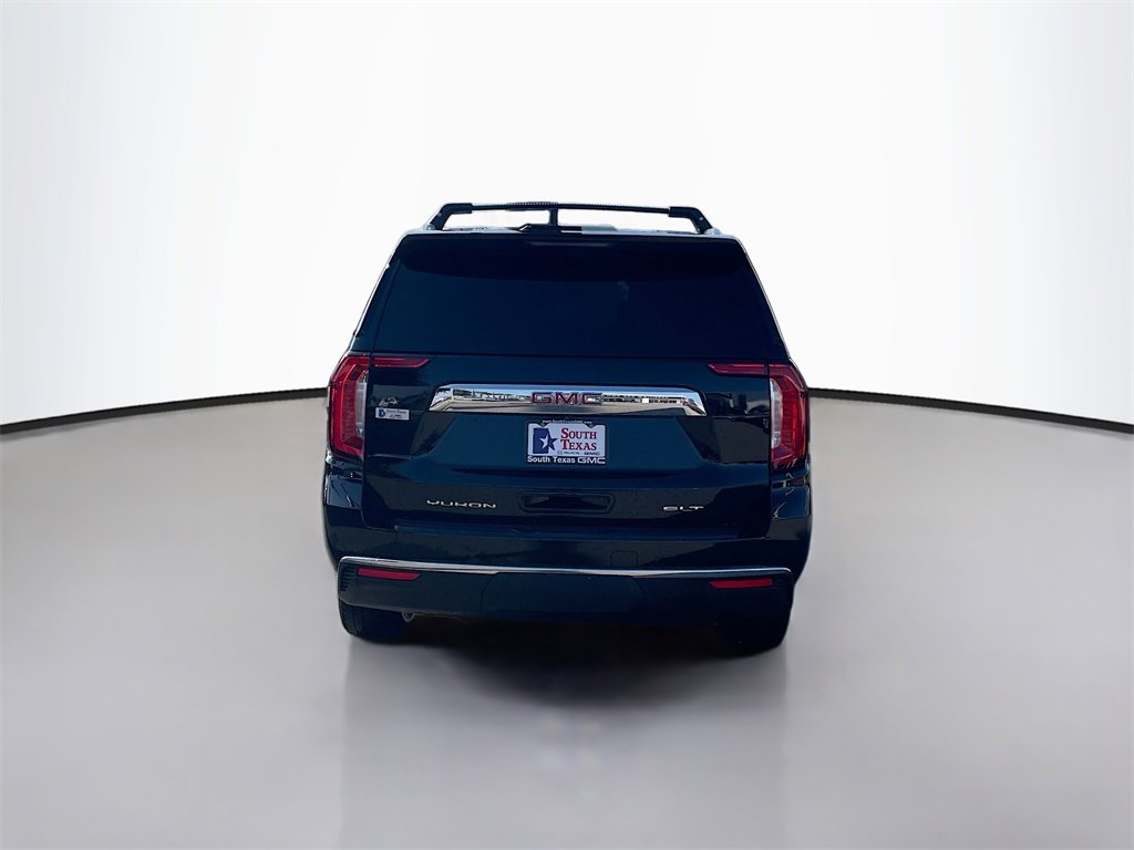 Used 2023 GMC Yukon XL SLT w/ SLT Luxury Package image 6