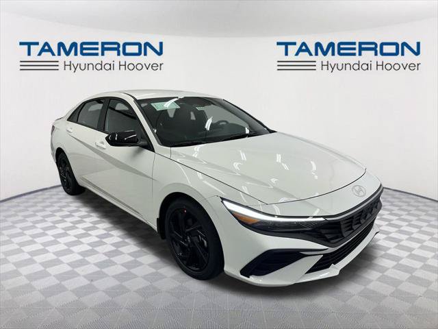 New 2026 Hyundai Elantra SEL Sport FWD image 7