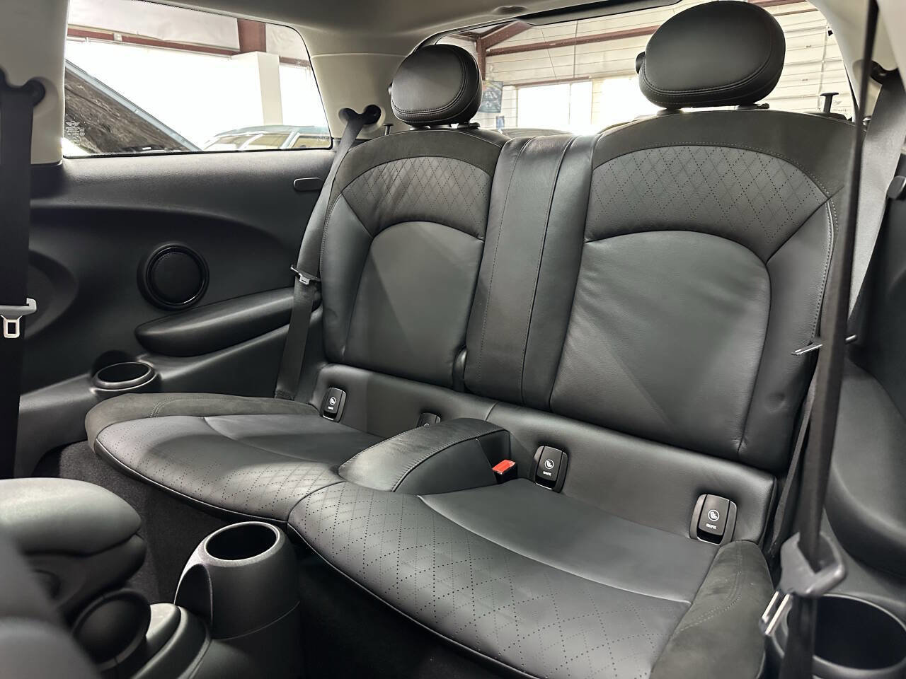 Used 2022 MINI Cooper SE image 12