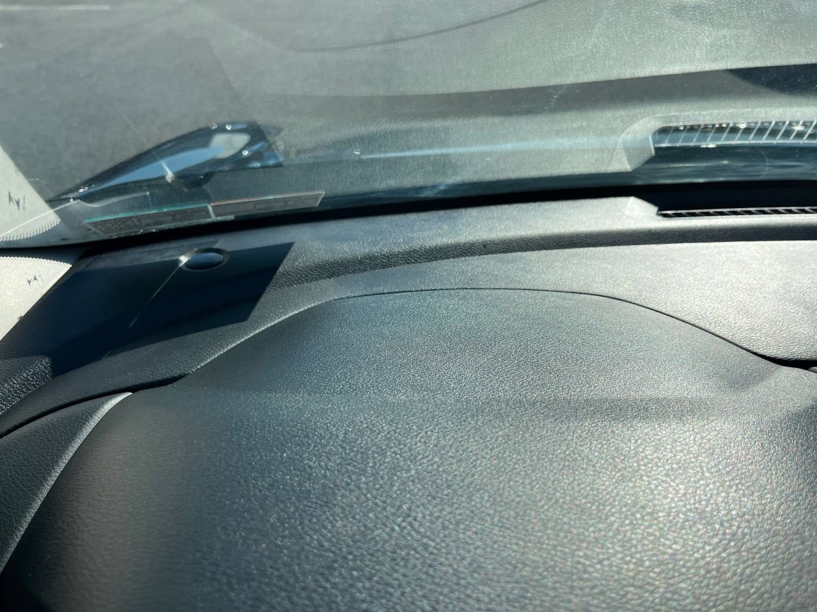 Used 2025 Nissan Sentra S FWD image 31