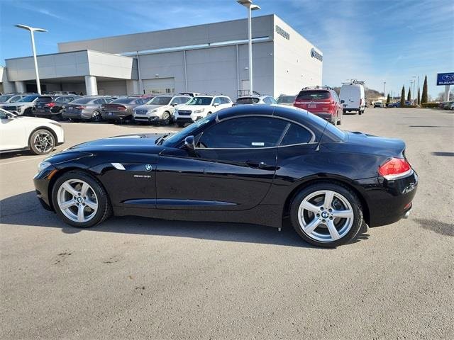 Used 2009 BMW Z4 sDrive30i image 7