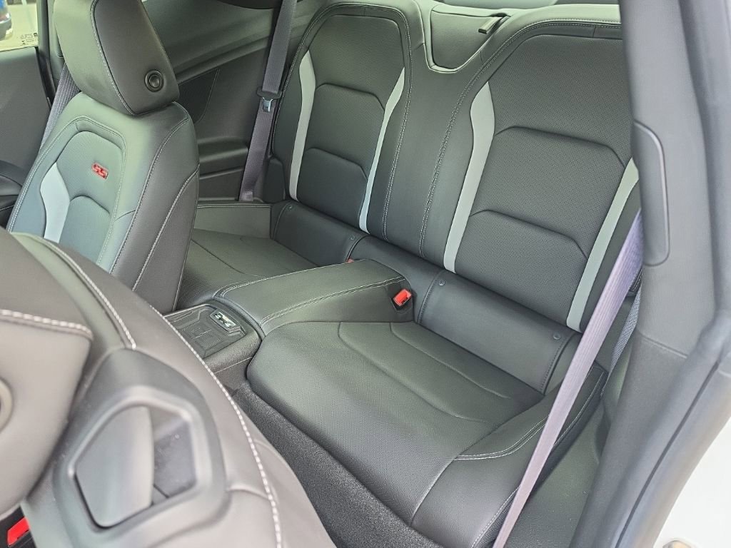 Used 2016 Chevrolet Camaro SS image 29