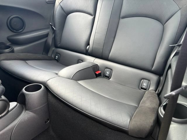 Used 2023 MINI Cooper S w/ Signature Upholstery Package FWD image 13